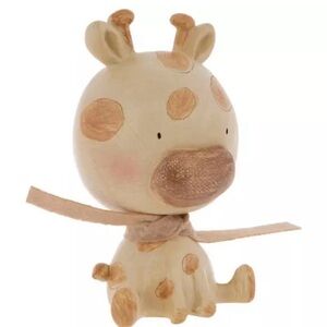 Resin Sitting Giraffe Statuette for baby room